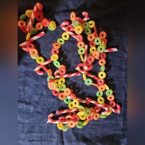 Blow Mold Candy 10ft Garland